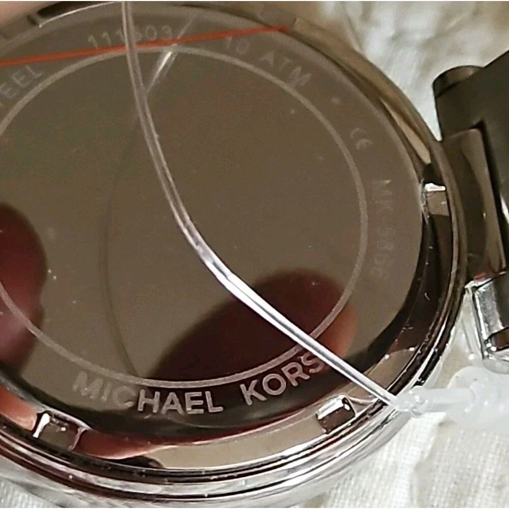 NEW Michael Kors Skylar SilverTone Roman Numeral Dial Stainless Steel Watch - Picture 7 of 10